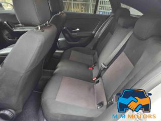 MERCEDES-BENZ CLA 180 usata, con Cerchi in lega