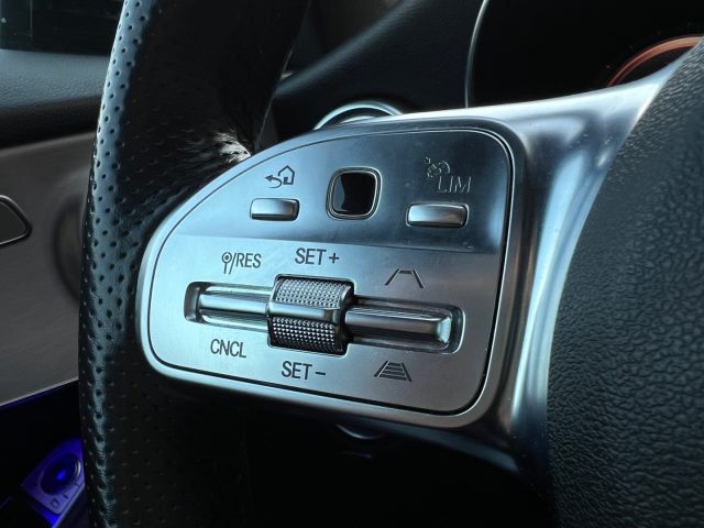 MERCEDES-BENZ C 220 usata, con Fendinebbia