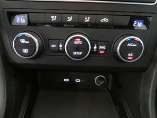 SEAT Ateca usata, con Touch screen