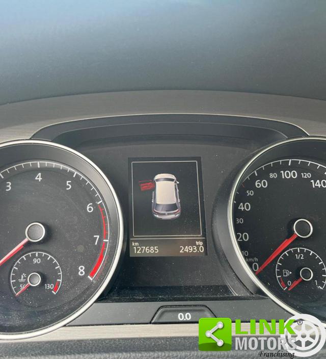 VOLKSWAGEN Golf usata, con Controllo automatico clima