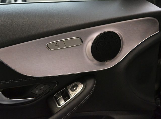 MERCEDES-BENZ C 180 usata, con Alzacristalli elettrici