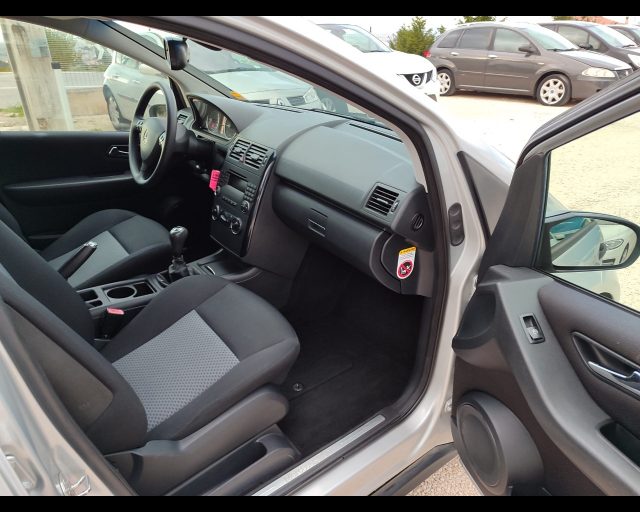 MERCEDES-BENZ A 180 usata, con Climatizzatore