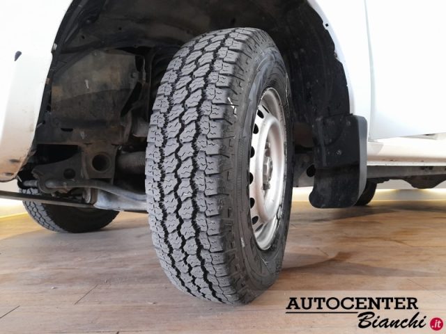 MITSUBISHI L200 usata, con Autoradio
