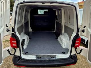 VOLKSWAGEN Transporter usata 25