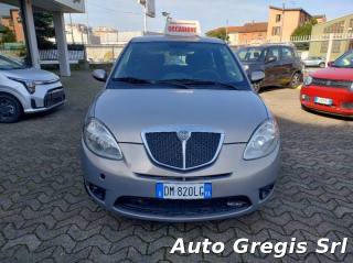 LANCIA Ypsilon usata, con Autoradio