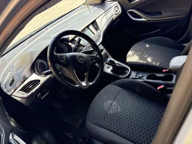 OPEL Astra usata, con Autoradio