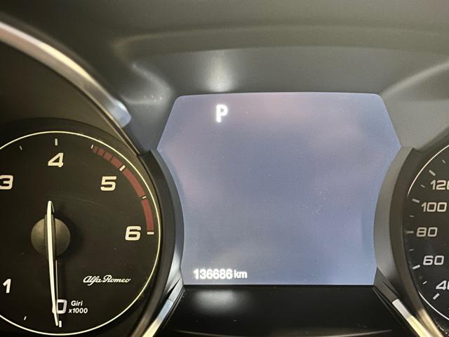 ALFA ROMEO Stelvio usata, con Chiusura centralizzata