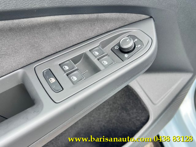 VOLKSWAGEN Golf usata, con Leve al volante