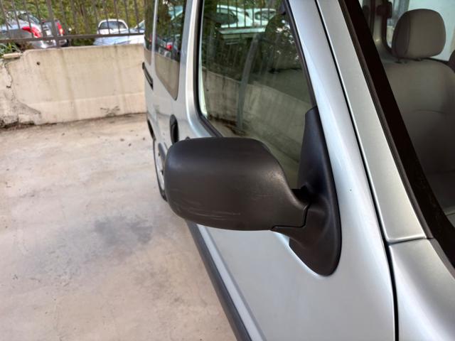 RENAULT Kangoo usata 38