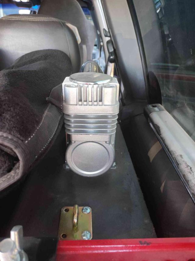 JEEP Grand Cherokee usata, con Sedile posteriore sdoppiato