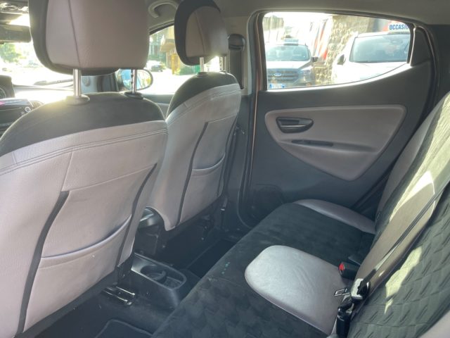 LANCIA Ypsilon usata 13