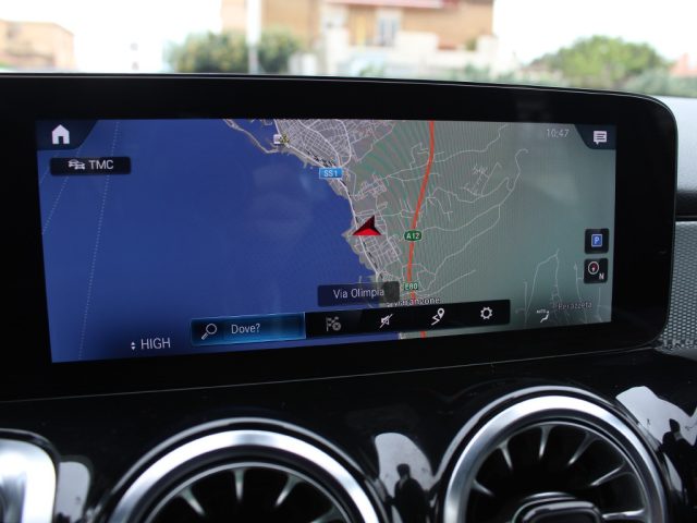 MERCEDES-BENZ GLB 180 usata, con Chiusura centralizzata telecomandata