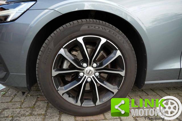 VOLVO V60 usata, con Park Distance Control