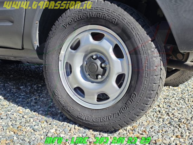 TOYOTA RAV 4 MY23 usata 36