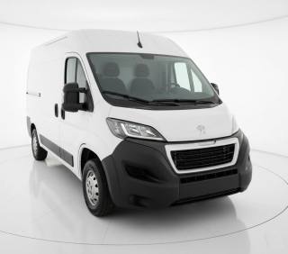 PEUGEOT Boxer usata, con Autoradio