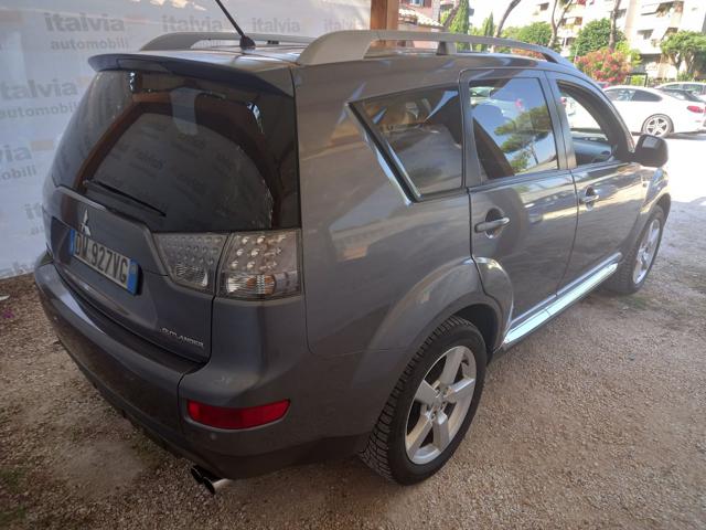 MITSUBISHI Outlander usata, con Alzacristalli elettrici