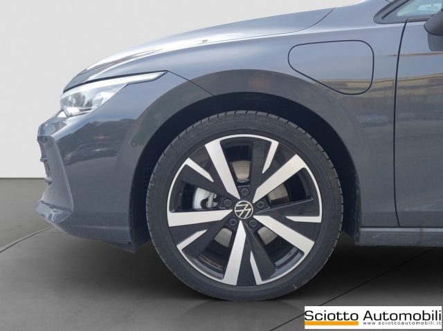 VOLKSWAGEN Golf usata, con Specchietti laterali elettrici