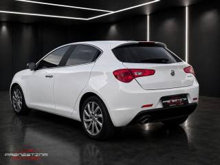 ALFA ROMEO Giulietta usata, con Airbag laterali