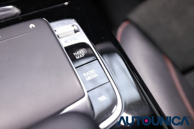 MERCEDES-BENZ A 200 usata, con Sensori di parcheggio anteriori