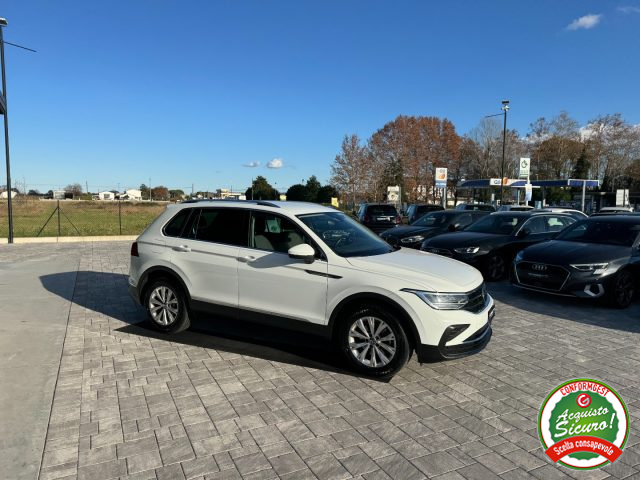 VOLKSWAGEN Tiguan usata, con Cerchi in lega