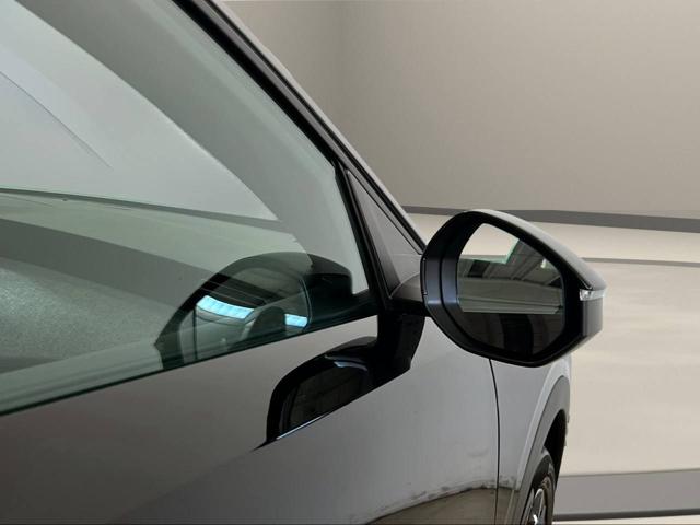 PEUGEOT 5008 usata, con Sensori di parcheggio posteriori