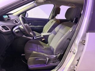RENAULT Scenic usata 7