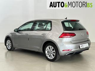 VOLKSWAGEN Golf usata, con Autoradio