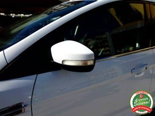 FORD Kuga usata, con MP3