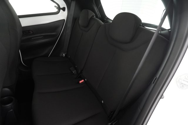 TOYOTA Aygo X usata 3