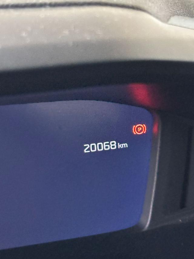 PEUGEOT 2008 usata, con Chiusura centralizzata