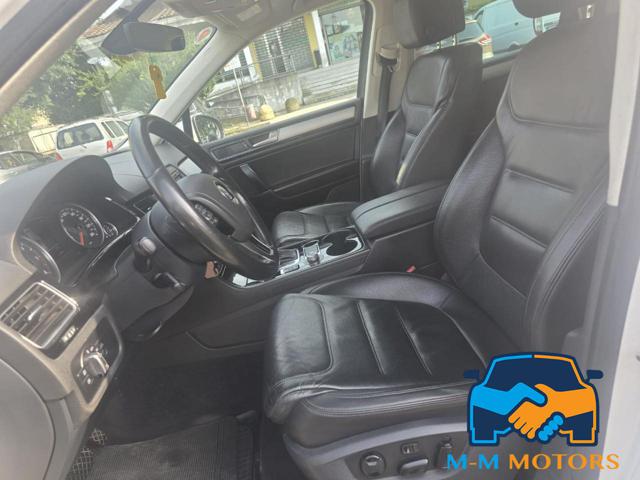 VOLKSWAGEN Touareg usata, con Fari Xenon