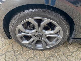 FORD Fiesta usata, con Autoradio