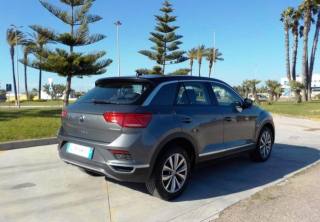 VOLKSWAGEN T-Roc usata, con Autoradio