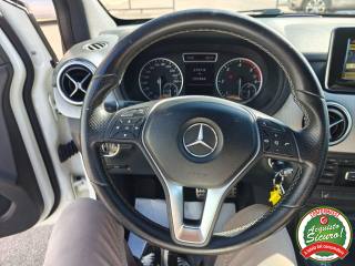 MERCEDES-BENZ B 180 usata, con Gancio traino