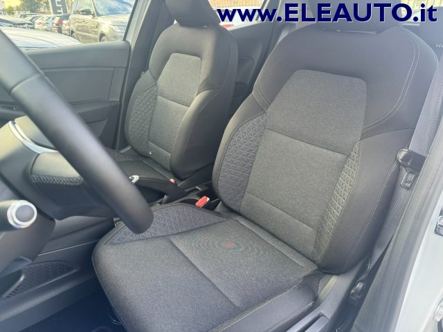 RENAULT Clio usata, con Park Distance Control