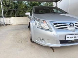 TOYOTA Avensis usata 32