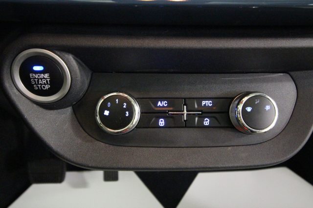XEV Yoyo usata, con Tetto panorama