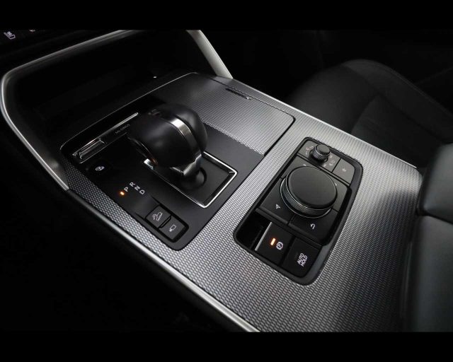 MAZDA CX-60 usata, con Autoradio digitale