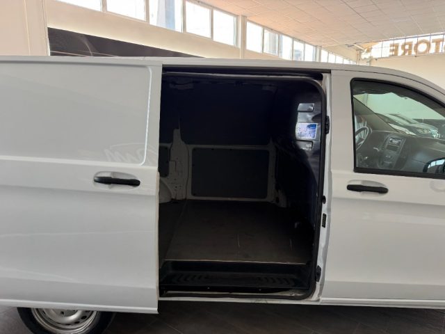 MERCEDES-BENZ Vito usata 14