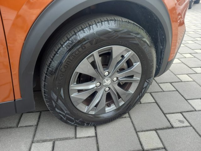 PEUGEOT 2008 usata, con Controllo trazione