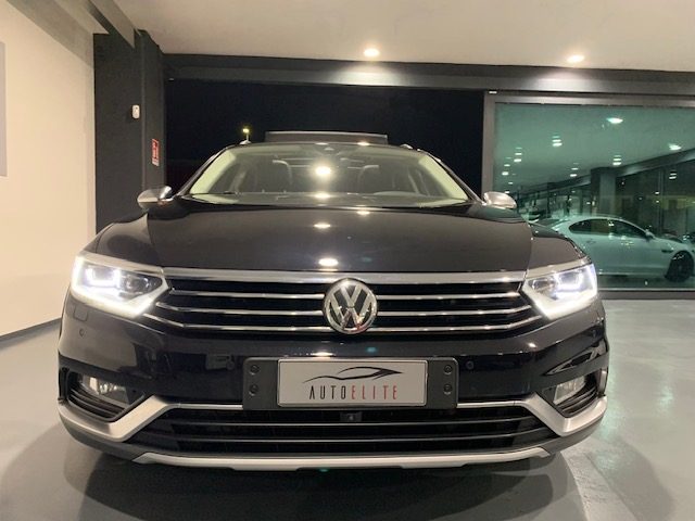 VOLKSWAGEN Passat usata, con Airbag
