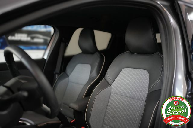 RENAULT Clio usata, con Boardcomputer