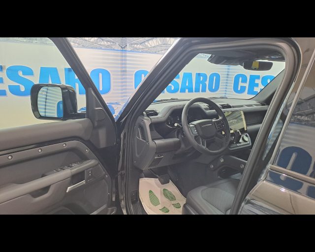 LAND ROVER Defender usata, con Volante in pelle