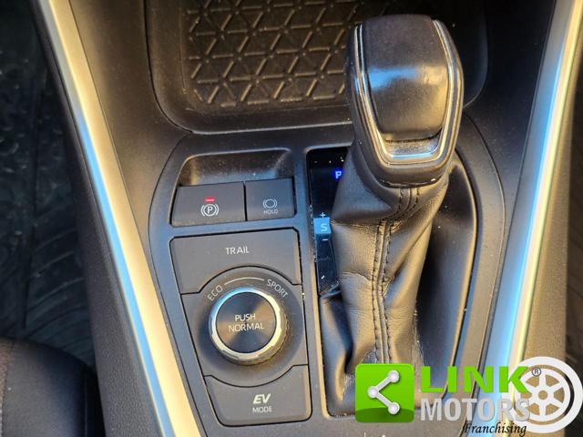 TOYOTA RAV 4 usata, con Touch screen