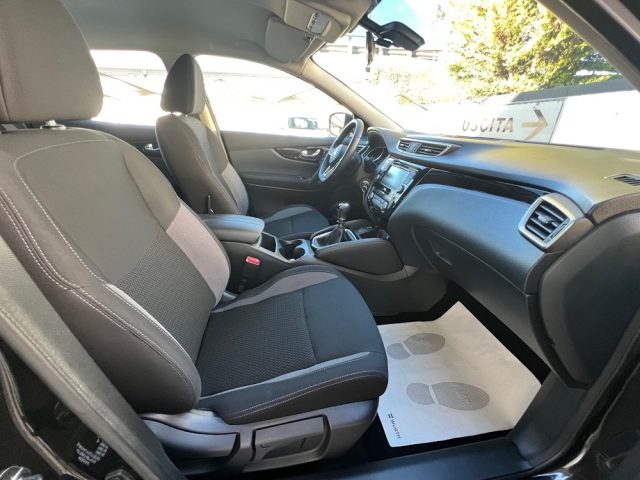 NISSAN Qashqai usata, con Fendinebbia