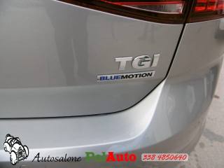 VOLKSWAGEN Golf usata, con Autoradio