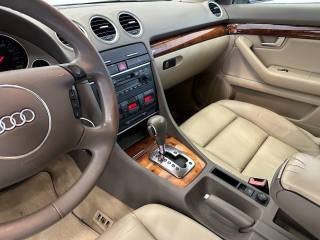 AUDI A4 usata, con Volante in pelle