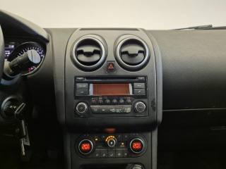 NISSAN Qashqai usata, con Sensori di parcheggio posteriori