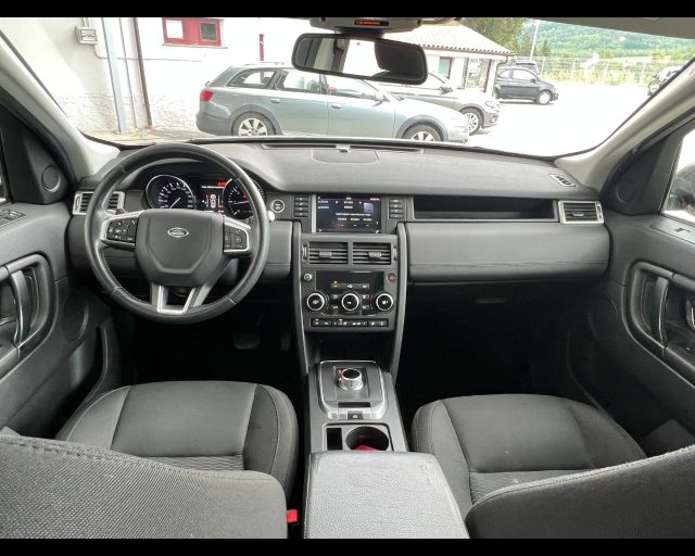 LAND ROVER Discovery Sport usata 21