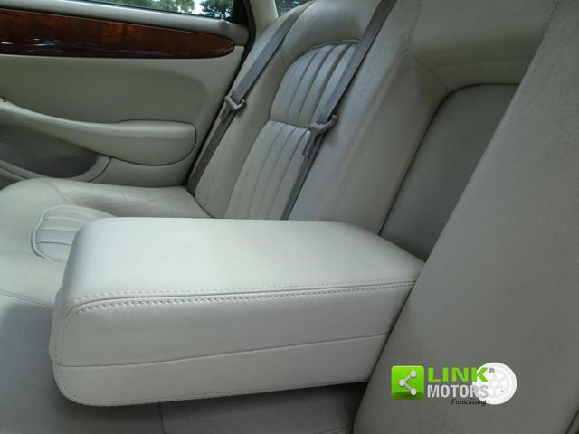 JAGUAR XJ usata 10